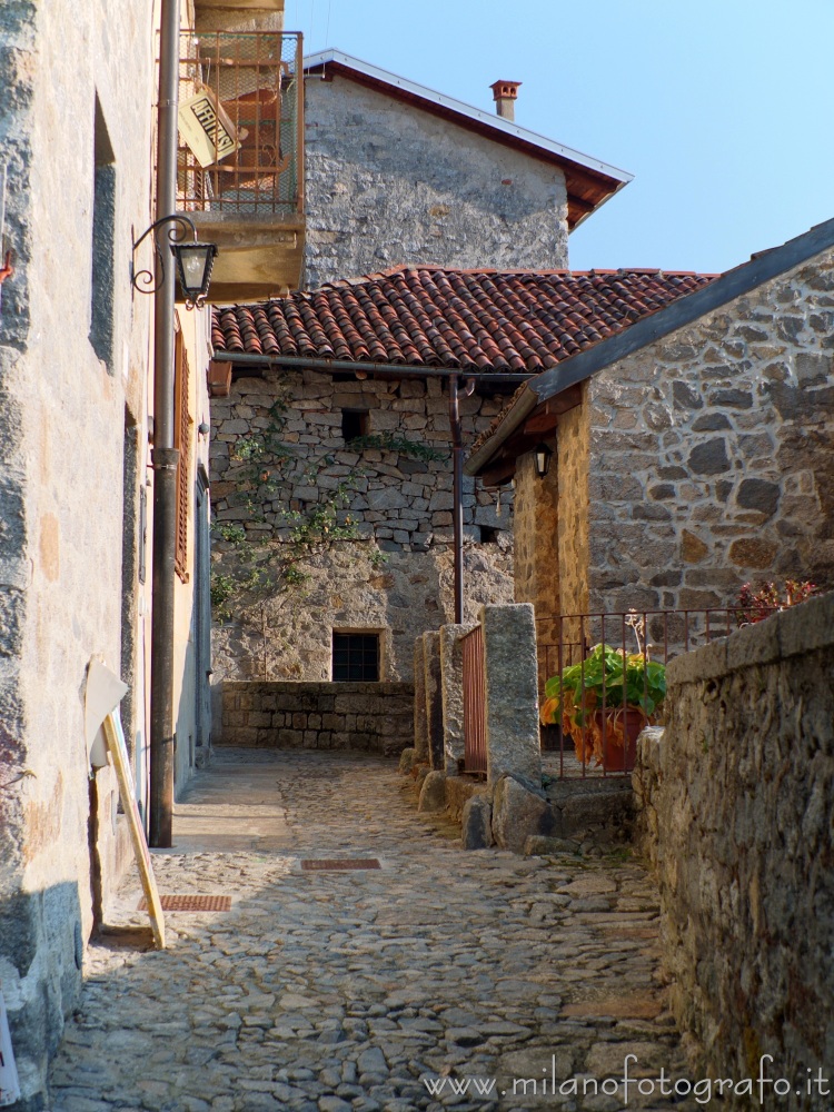 Campiglia Cervo (Biella, Italy) - Narrow street between the old houses of the fraction Sassaia